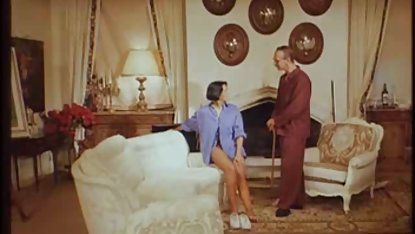 شیطان یک زن با جوانان متوسط ​​پس از های دهان در 69 قرار دارد